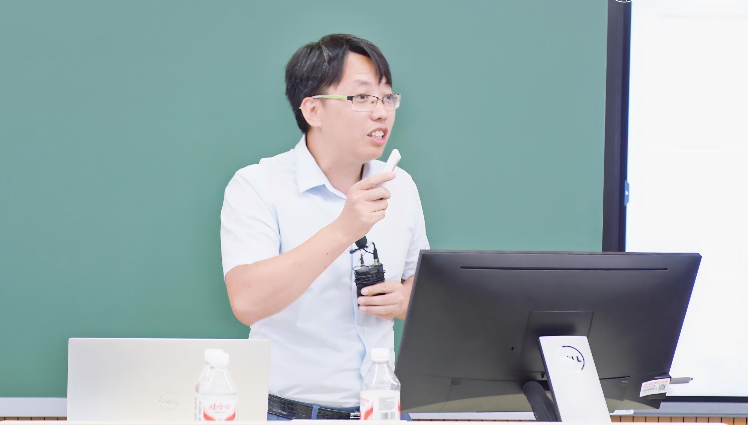 吴平颐.jpg